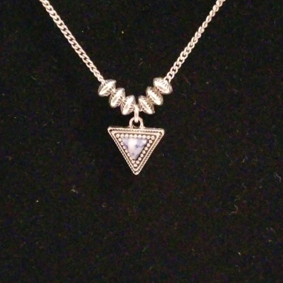 Turquoise earrings and blue lapis necklace - Picture 3 of 7